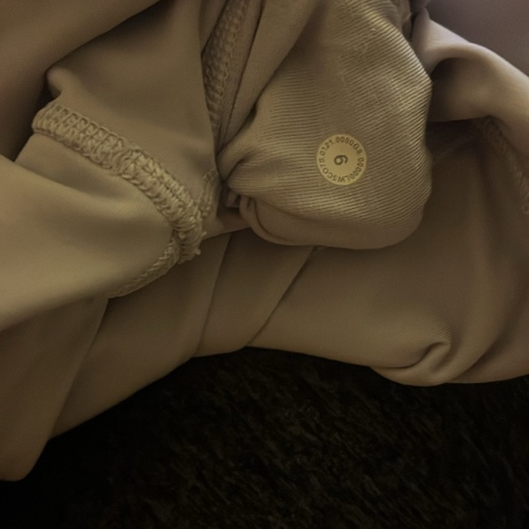 Lululemon Leggings - Picture 4 of 5